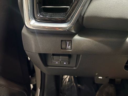 New 2026 GMC Canyon Elevation w/ Convenience Package RWD image 14