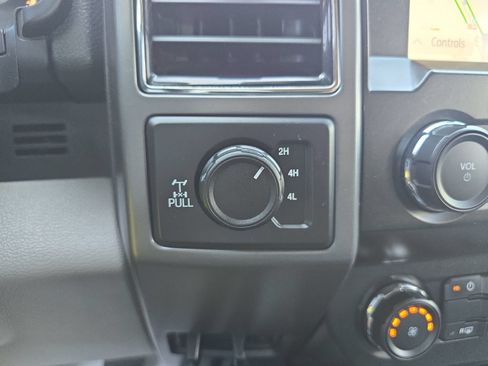Used 2020 Ford F150 XLT w/ Equipment Group 301A Mid AWD/4WD image 19