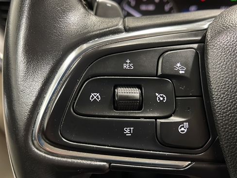 Used 2022 Buick Envision Preferred FWD image 6