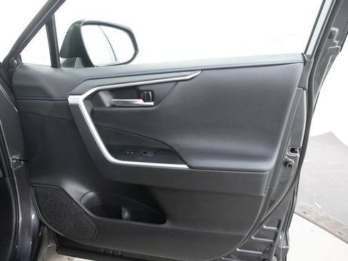 Used 2024 Toyota RAV4 XSE AWD/4WD image 12