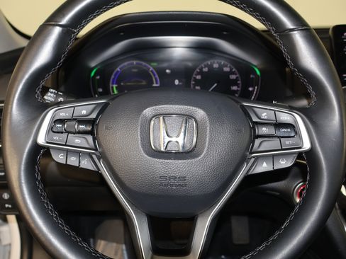Certified 2022 Honda Accord Touring image 19