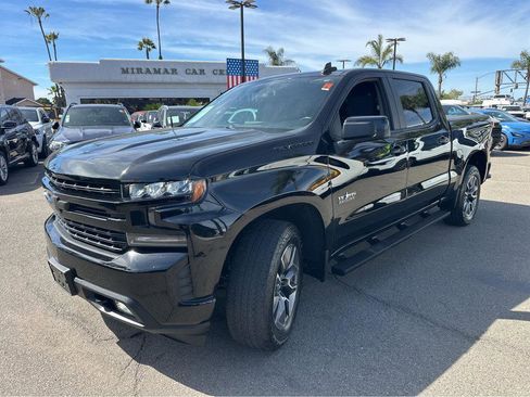 Used 2021 Chevrolet Silverado 1500 RST image 11