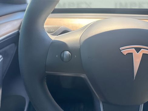 Used 2023 Tesla Model 3 Standard Range RWD image 16