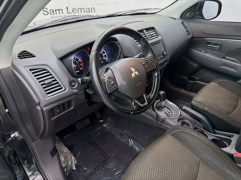 Used 2016 Mitsubishi Outlander Sport ES image 9