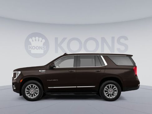 Used 2021 GMC Yukon SLT w/ SLT Premium Package AWD/4WD image 2