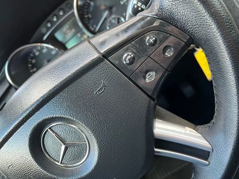 Used 2008 Mercedes-Benz R 350 2WD image 40