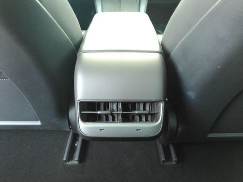 Used 2023 Tesla Model 3 Standard Range RWD image 27