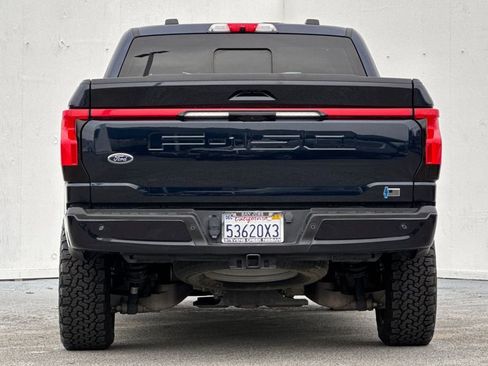Used 2023 Ford F150 Lightning Lariat image 4
