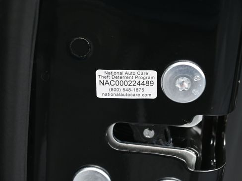 Used 2025 Nissan Pathfinder SL image 48