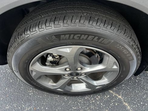 Used 2025 Ford Escape ST-Line Select AWD/4WD image 41