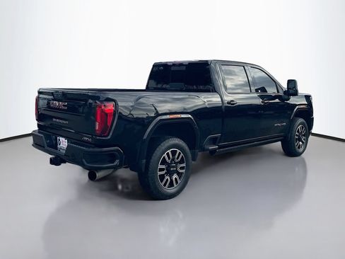 Used 2022 GMC Sierra 2500 AT4 w/ AT4 Premium Plus Package AWD/4WD image 7
