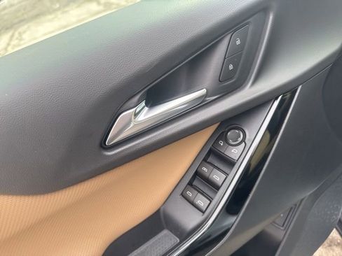 New 2026 Chevrolet Equinox ACTIV AWD/4WD image 10
