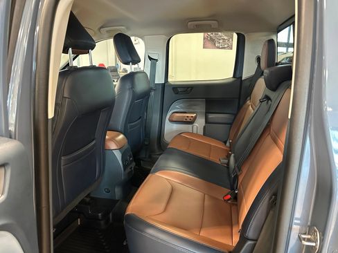 Used 2024 Ford Maverick Lariat AWD/4WD image 35