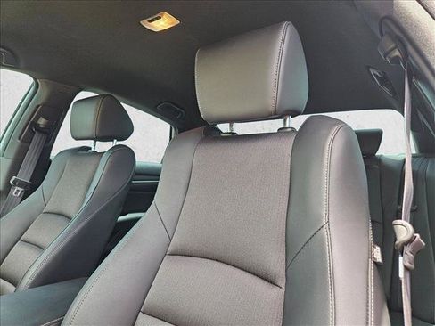 Used 2022 Honda Accord Sport image 10