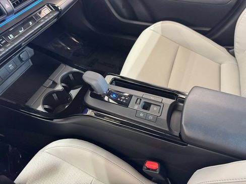 Used 2024 Toyota Prius XLE AWD/4WD image 26