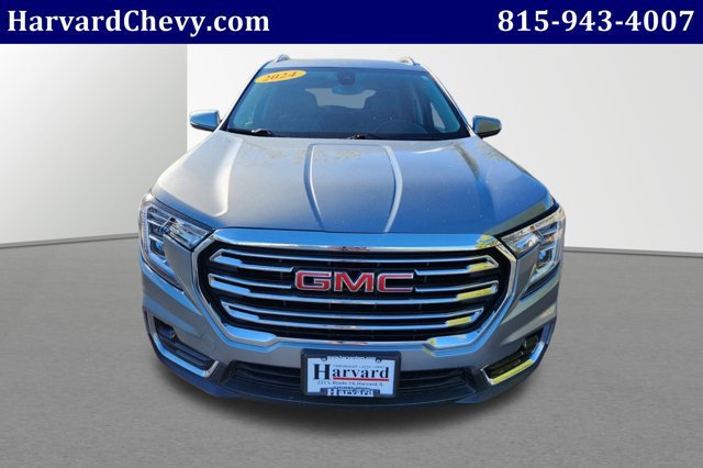 Used 2024 GMC Terrain SLT FWD image 2