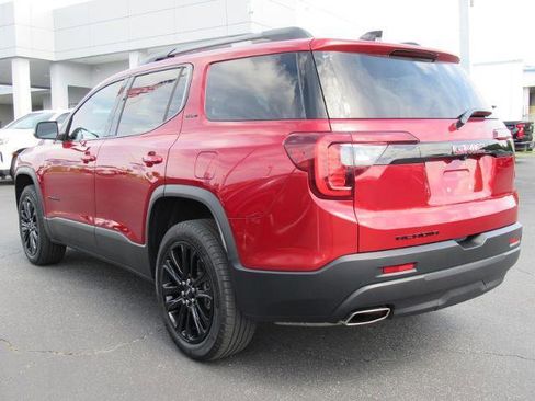 Certified 2023 GMC Acadia SLE w/ Driver Convenience Package FWD image 7