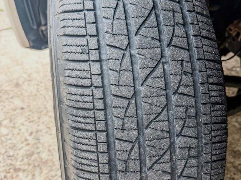 Used 2015 Ford F150 XLT w/ Equipment Group 302A Luxury image 4