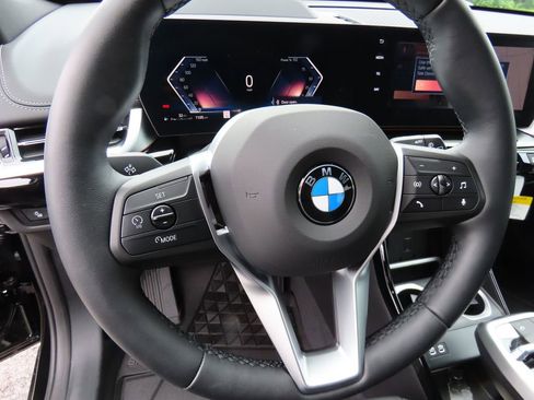 New 2025 BMW X1 xDrive28i w/ Premium Package image 31