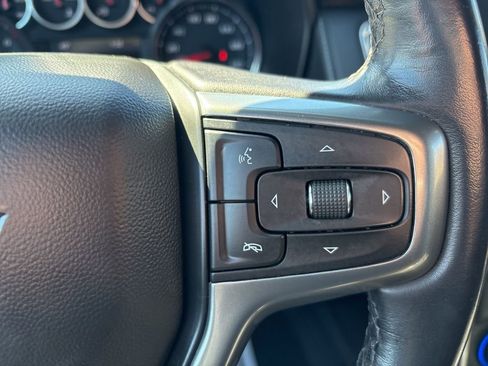 Used 2023 Chevrolet Suburban LS image 12