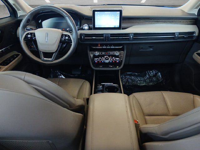 Used 2021 Lincoln Corsair Reserve w/ Equipment Group 201A FWD image 21