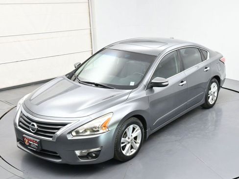 Used 2015 Nissan Altima 2.5 SL w/ Technology Package FWD image 35