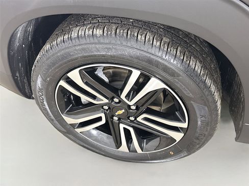 Used 2023 Chevrolet TrailBlazer LT image 30