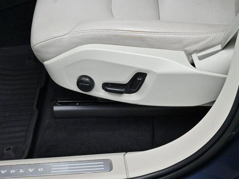 Used 2023 Volvo XC90 B6 Plus w/ Protection Package Premier AWD/4WD image 15