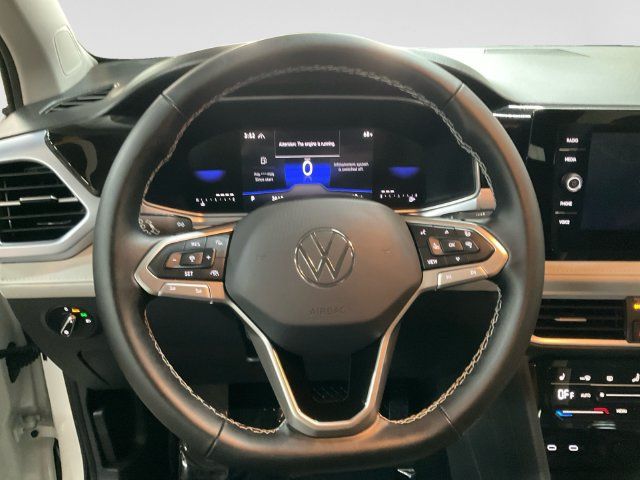 Used 2026 Volkswagen Taos SE AWD/4WD image 13