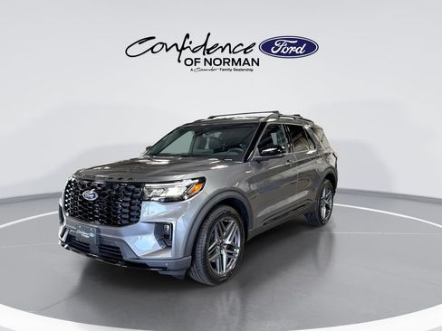 New 2026 Ford Explorer ST-Line w/ ST-Line Street Pack RWD image 3