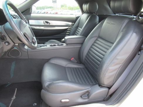 Used 2002 Ford Thunderbird RWD image 16