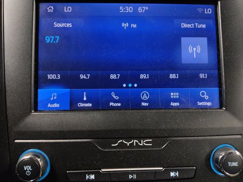 Used 2020 Ford Fusion SE w/ Equipment Group 151A FWD image 25