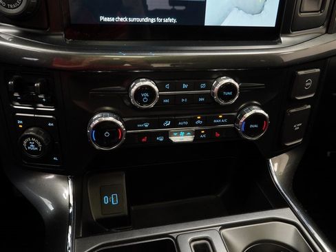 Used 2022 Ford F150 XLT w/ Equipment Group 302A High image 36