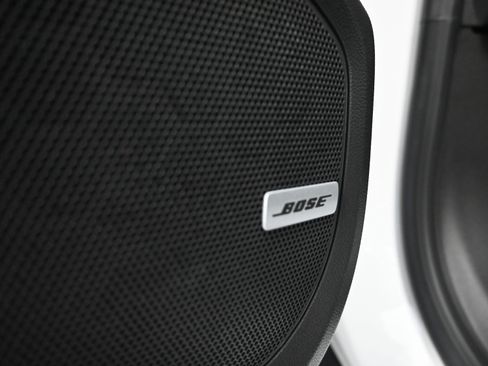 Used 2023 Chevrolet TrailBlazer RS w/ Sun and Liftgate Package image 27