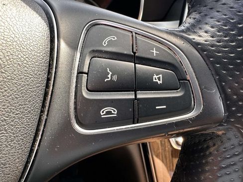 Used 2018 Mercedes-Benz C 300 4MATIC Sedan image 19
