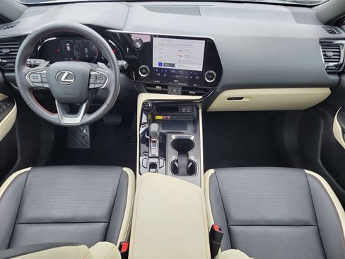 Used 2024 Lexus NX 250 FWD image 15