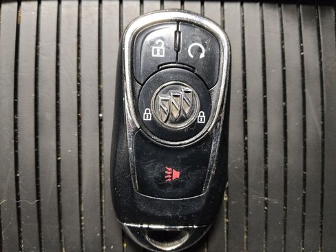 Used 2019 Buick Encore Preferred w/ Safety Package image 32