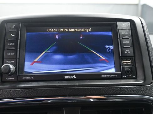 Used 2019 Dodge Grand Caravan GT FWD image 14