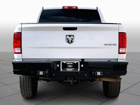 Used 2018 RAM 2500 Tradesman w/ Chrome Appearance Group image 7