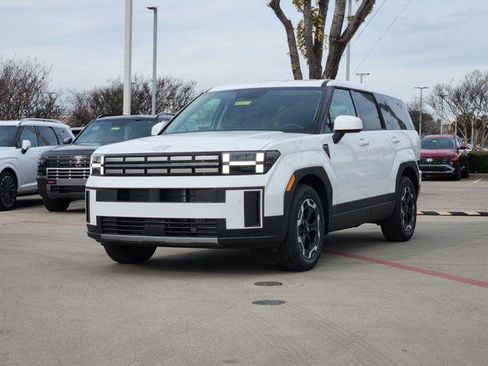 New 2026 Hyundai Santa Fe SE image 2