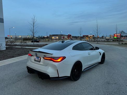 Used 2023 BMW M4 Competition w/ Executive Package image 3