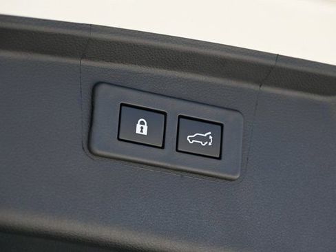 New 2025 Subaru Outback Premium image 15