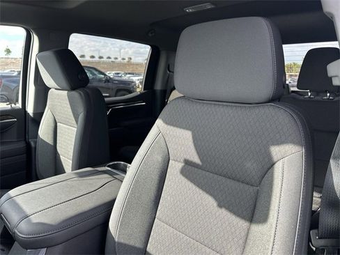 New 2026 GMC Sierra 1500 Elevation w/ LPO, Elevation Black Package image 23