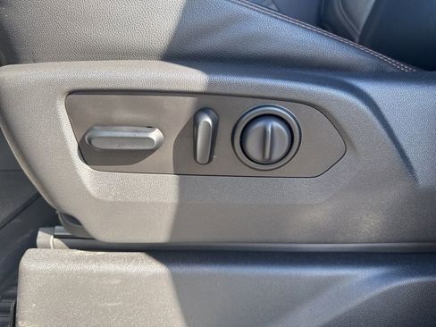 Used 2021 GMC Sierra 1500 AT4 w/ AT4 Value Package image 11