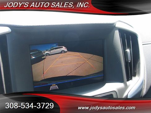 Used 2020 GMC Terrain SLE w/ Elevation Edition AWD/4WD image 15