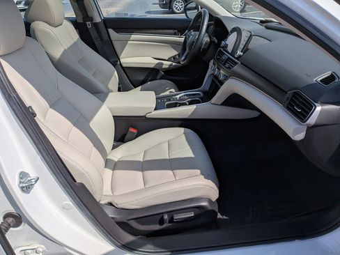 Used 2021 Honda Accord Touring image 37