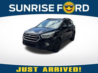 Used 2017 Ford Escape SE w/ SE Sport Appearance Package