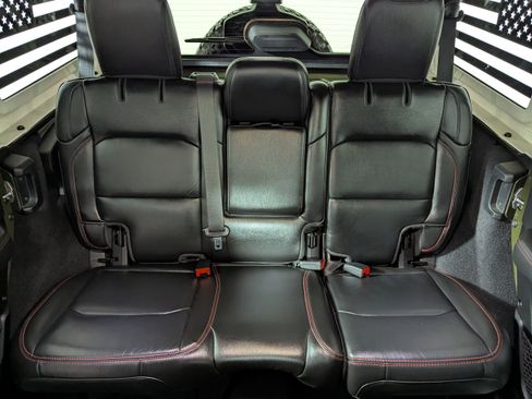 Used 2021 Jeep Wrangler Unlimited Rubicon image 13