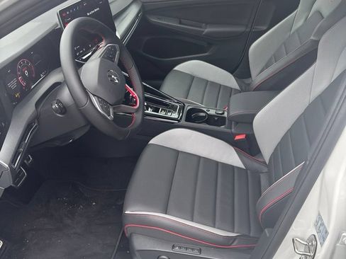 Used 2026 Volkswagen GTI SE FWD image 7