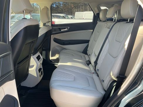 Used 2024 Ford Edge Titanium w/ Equipment Group 301A image 14